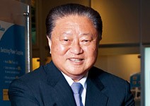 整合華人資源和人才， 練兵場就在中國