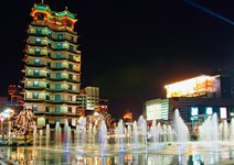 鄭州 中原地區領頭城市， 消費世界兩極化
