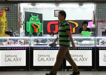 Galaxy擠下宏達電，更讓蘋果發動專利戰