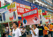 起步早、肯下鄉 橫掃全球新興市場