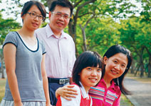 不信棒下出狀元，在乎孩子發現閱讀樂趣