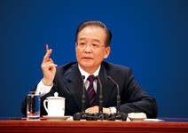 改革政治體制非易事， 抑制通膨擺第一