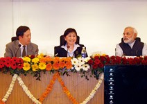 商機的確巨大 投資要再考察評估