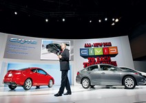 全球金屬、原油齊漲，汽車業叫苦