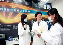 醫界紛蓋治癌醫院， 重金引進質子設備