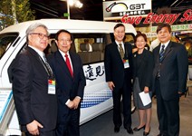 電動車競賽，政府腳步卻落後企業