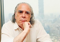 好萊塢大導演 麥可．坎普斯：