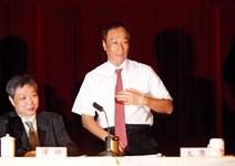 聯日齊抗韓，鴻海、仁寶買日廠賺訂單