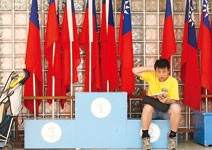 12年國教 給孩子一條不同的路