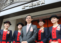 UNIQLO台北阪急店 坪效如何全球第1？