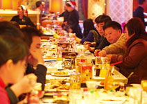 一餐1100台幣， 中產陸客趨之若鶩