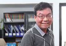 元智大學文學魔術師 陳巍仁