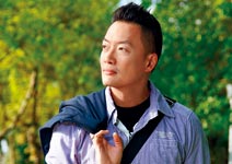 褚士瑩：沒朋友比沒錢還不幸