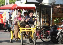 省錢遊高雄，善用低碳交通網