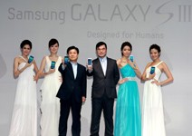 不景氣大逆襲 三星搶第一更搶高階市場