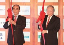 何壽川：拿到大陸藥證，更能引起世界注意