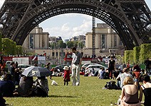 左派大勝，法國富人改用腳投票？