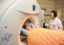 謎！健保年付3555億 肥了醫院，瘦了醫生？