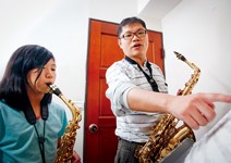 為了音樂夢，他賣早餐做直銷，還離了婚