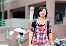 25歲，學貸60萬元，但為選議員繼續借錢