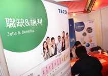 有專業沒經驗，只能選擇到工廠做粗活