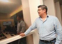 我要做有成就感的事，政治能給我嗎？