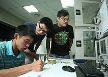 6.49分！學長姐認為 碩士教育有助工作