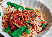 麻醬麵伴隨黃昏的光色，最值得珍惜