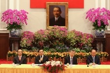 府院信誓旦旦 立委各有各的算盤