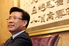 若企業和黨利益衝突，不惜將股份捐中共