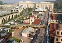 把職棒的牛隊變犀牛，拚三年內不虧錢