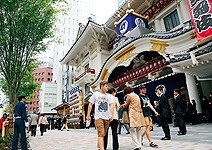 我的東京觀察 ──銀座又熱鬧了