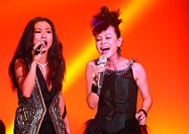 媒體環境不佳音樂人當自強？