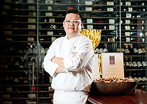 現在他是台北國賓飯店 最年輕主廚