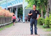 掌握外派契機，小學徒變商標紗大王