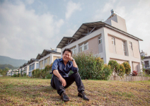 憑一股傻勁，重建小林村重現生機