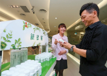 為什麼吃顆橘子 比吃維生素C片來得好？