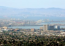 陸客加價15％搶房，讓加州房市漲翻天