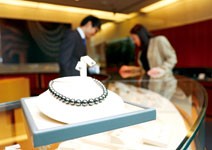 看好日圓貶值 更期待311重建挹注營收