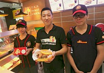 服務好就會被看見！ 從掉車尾躍升搶前三