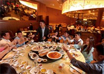 兩倍薪，讓他們能儲存自己的夢想