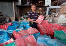 塑膠袋、衛生紙都熱銷， 利潤比台灣好