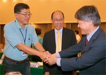 四大企業家投入100億 搶新藥市場商機