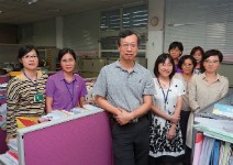 把關，要依法有據，更要惡補專業知識