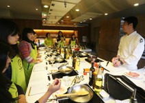 老人專利？性格孤僻？ 破解獨居五大迷思