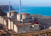 日本拚經濟，將再度擁抱核電