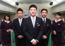 上課像上班，現在吃苦 以後才能脫胎換骨