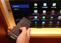 「電視棒」新革命，開電視就能上網、追韓劇