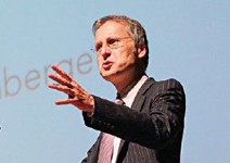 巨量資料極具價值，但也不能忽略人性