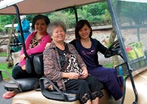 牢記8撇步，帶爸媽出遊安心玩